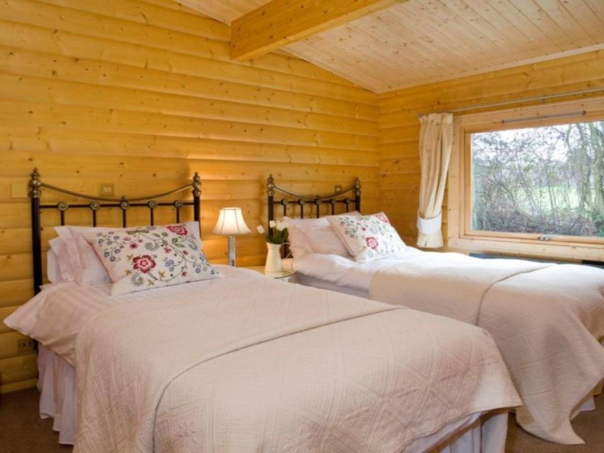 Cherbridge Lodges - Riverside Lodges, Short Lets Οξφόρδη Δωμάτιο φωτογραφία